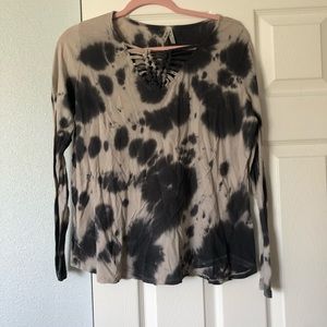 Long sleeve shirt